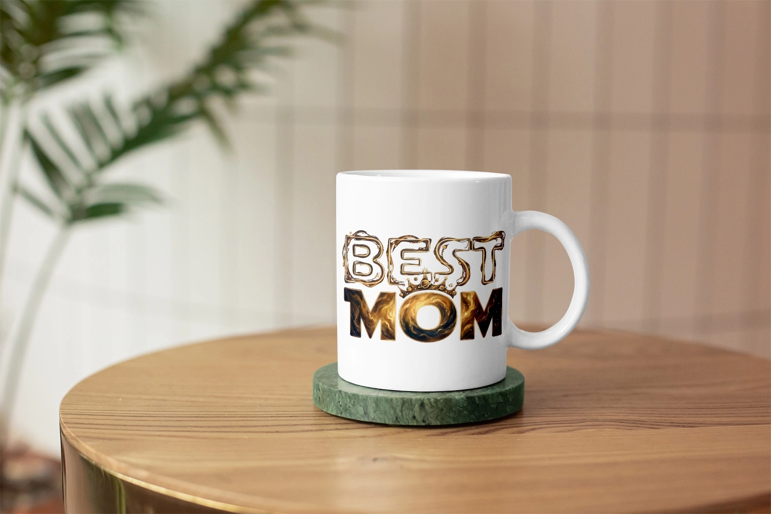 ’’Best Mom’’ Altın Yansımalı 3D Tipografik Tasarım Kupa