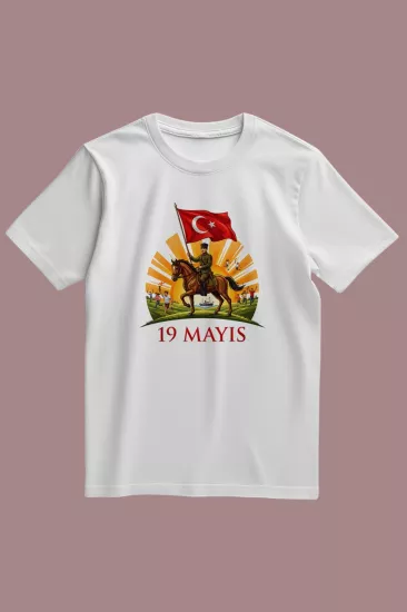 Samsun’dan Doğan Güneş Temalı 19 Mayıs Özel Baskı Tişört